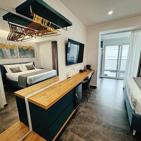 Naxos Marina Bay Bed & Breakfast จีอาร์ดีนี นักซอส ภายนอก รูปภาพ