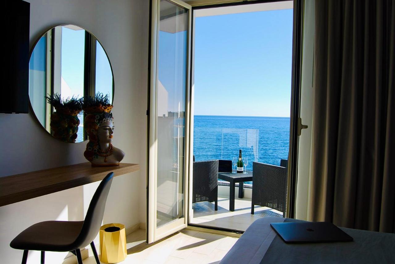 Naxos Marina Bay Bed & Breakfast จีอาร์ดีนี นักซอส ภายนอก รูปภาพ