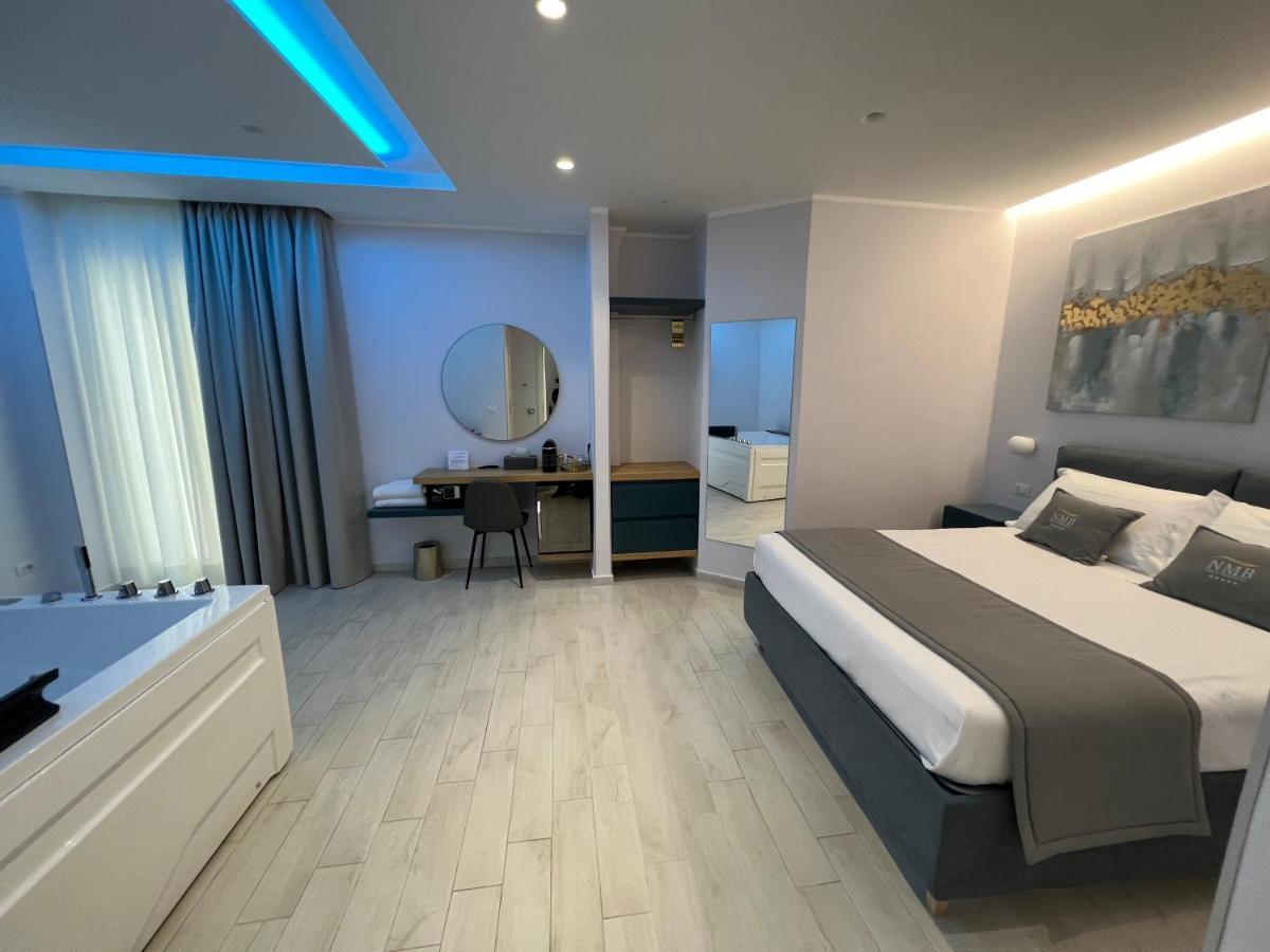 Naxos Marina Bay Bed & Breakfast จีอาร์ดีนี นักซอส ภายนอก รูปภาพ