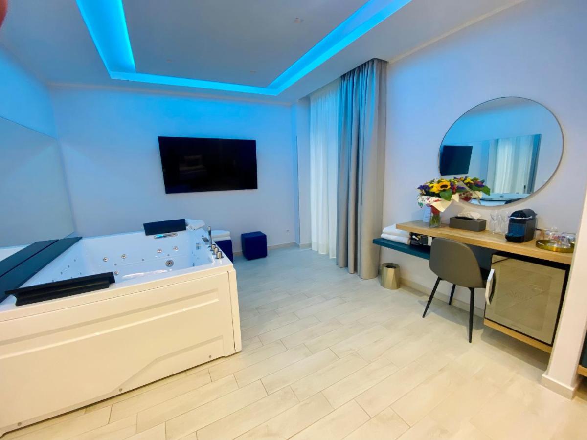 Naxos Marina Bay Bed & Breakfast จีอาร์ดีนี นักซอส ภายนอก รูปภาพ