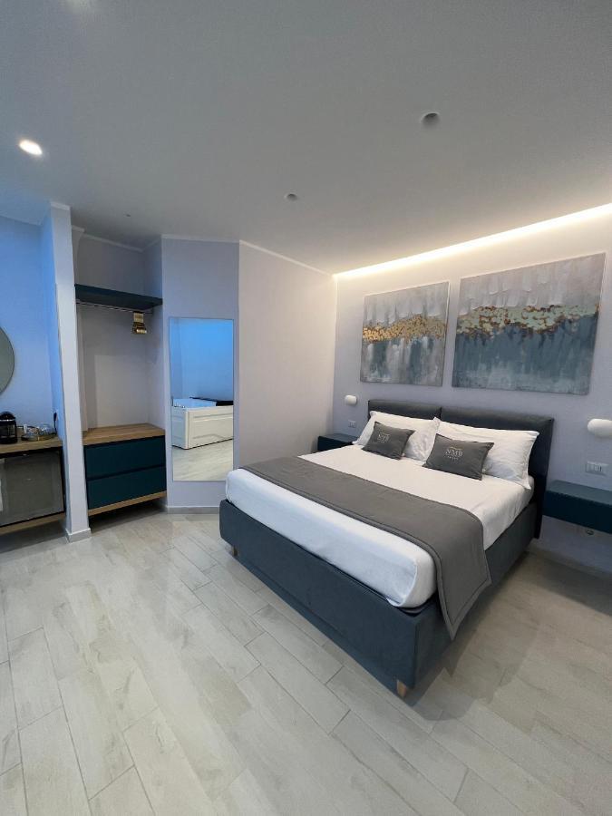 Naxos Marina Bay Bed & Breakfast จีอาร์ดีนี นักซอส ภายนอก รูปภาพ