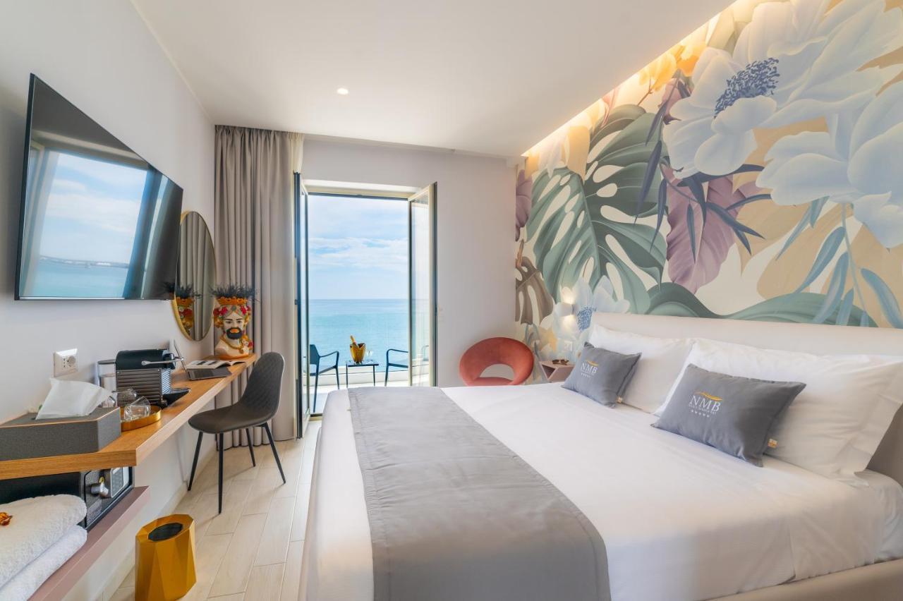 Naxos Marina Bay Bed & Breakfast จีอาร์ดีนี นักซอส ภายนอก รูปภาพ