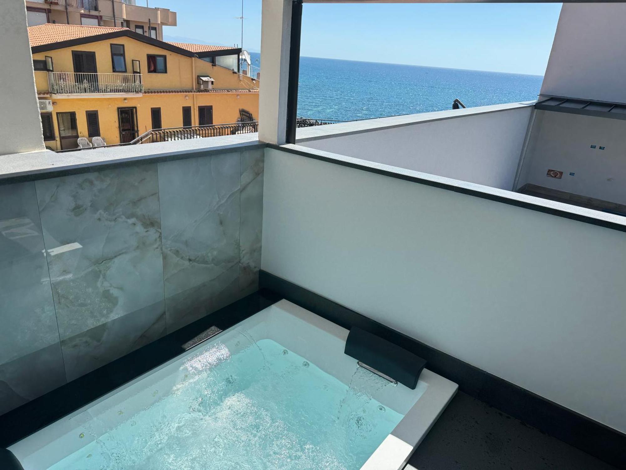 Naxos Marina Bay Bed & Breakfast จีอาร์ดีนี นักซอส ภายนอก รูปภาพ